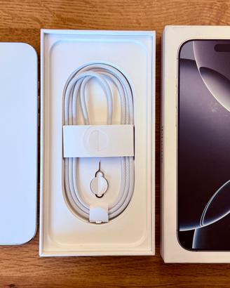 iPhone 16 Pro Max 1Tb titanio,bianco come nuovo!