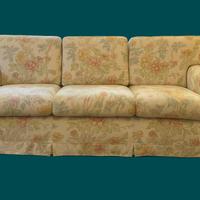 2 divani e 2 poltrone