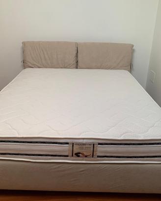 Letto matrimoniale senza materasso