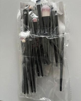 Set 12 pennelli make-up NUOVO + pulisci pennelli