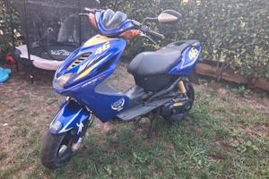 Scuter 50 cc