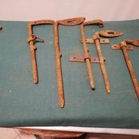 ANTICHI CATENACCI IN FERRO BATTUTO E FO