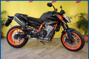 KTM 890 Duke