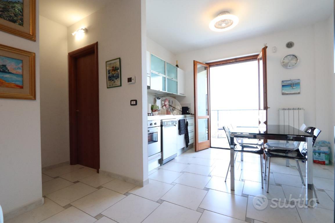 3 LOCALI A TORTORETO - Vista 6