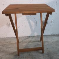 Tavolino in legno ripiegabile salvaspazio