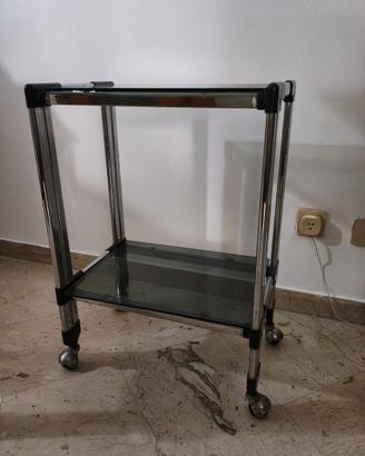 carrello con ruote