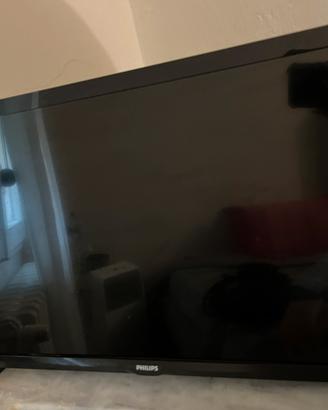TV Phillips 24” HD LED - modello 24PHT4000/12,