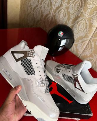 Jordan 4 frozen