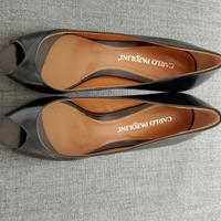 Scarpe nuove in pelle di alta qualita