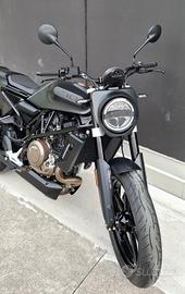 Husqvarna Svartpilen 701