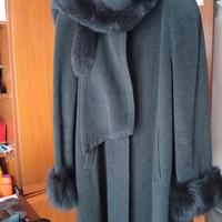 CAPPOTTO DI LANA PREGIATA E OMAGGIO 