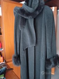 CAPPOTTO DI LANA PREGIATA E OMAGGIO 