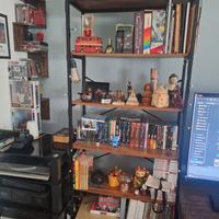 Libreria stile industrial