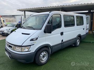 IVECO DAILY 35S12 CLIMA FURGONE 9 POSTI