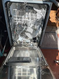 Lavastoviglie ikea 45cm - danneggiata