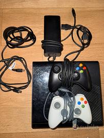 Xbox 360 Nera Originale + 2 Pad