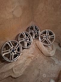 cerchi ford focus 16 pollici 