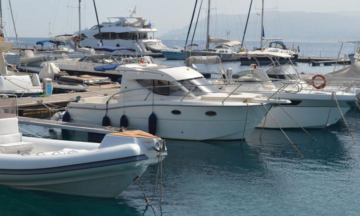 Sessa Dorado 26 - 190 Hp Volvo Penta D3-190/DP-S