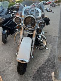 HARLY DAVISON SOFTAIL DELUXE  SOLO 27.000 KM