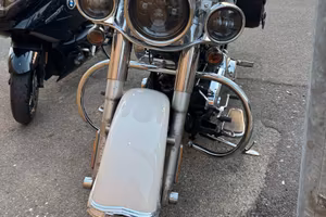 HARLY DAVISON SOFTAIL DELUXE  SOLO 27.000 KM