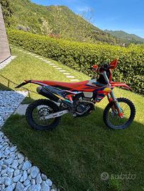 KTM 250 4 T  2025