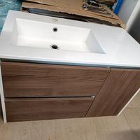 Mobile bagno con lavandino