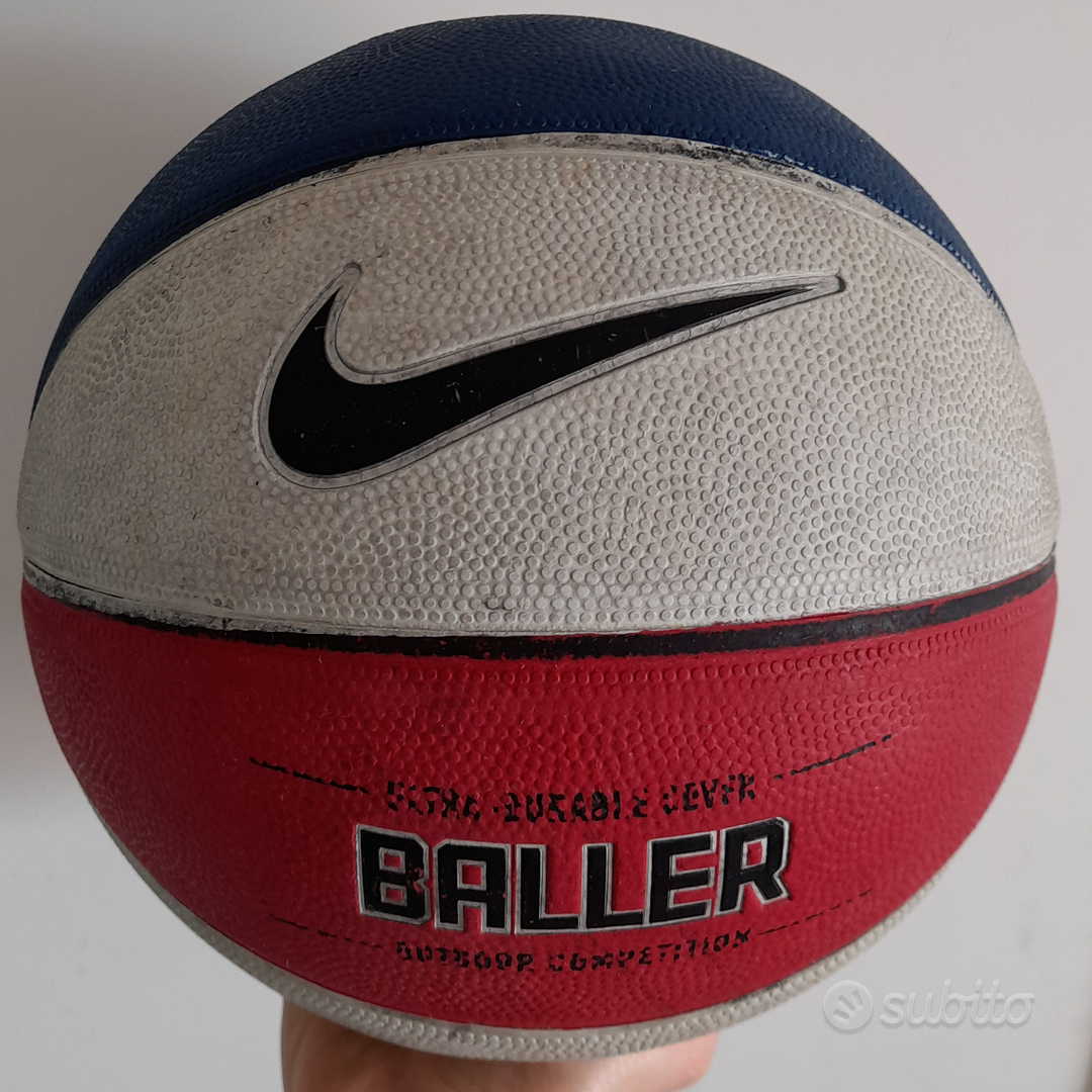 Pallone da basket Nike Baller Sports In vendita a Potenza