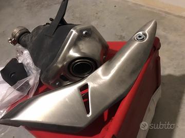 Terminale originale di scarico Kawasaki Z900