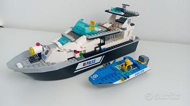 Nave polizia con scialuppa LEGO