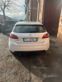 Peugeot 308 GTlinepuretech 1.2