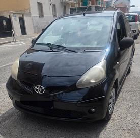 Toyota Aygo 1.0 12V VVT-i 5 porte Sound