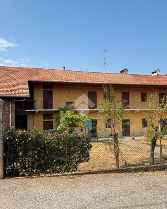 CASA INDIPENDENTE A VARALLO POMBIA