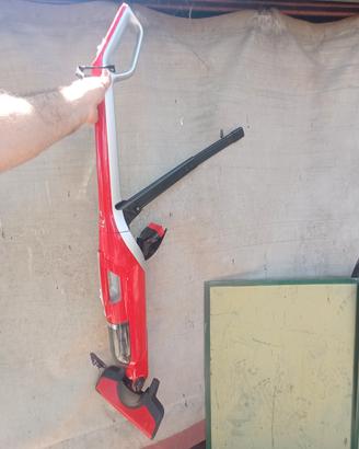scopa elettrica BOSCH ricaricabile batteria aspira