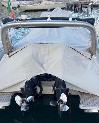 Gommone 8.55mt  2x200 hp Suzuki 2026 solo 7h
