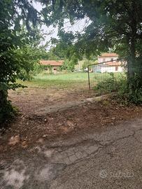 Rustico e terreno edificabile Terni Nord