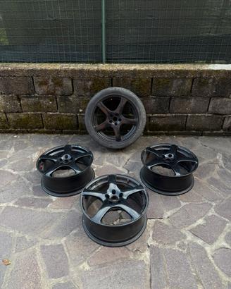 Set Cerchi in Lega R17 225/45