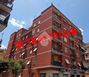 2 LOCALI A ROMA