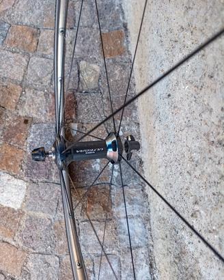 Coppia ruote bici corsa Shimano Ultegra 