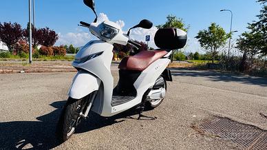 Peugeot Belville 200 Allure