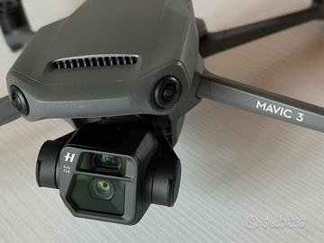 DJI Mavic 3 Fly More Combo