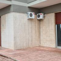 Locale commerciale 300+500+250mq