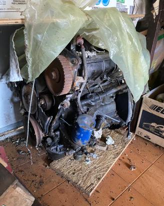 Pezzi vari per Lancia Delta HF