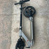 Monopattino ruote grandi