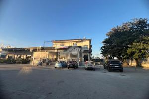 NEGOZIO A MUGNANO DI NAPOLI