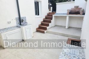 Casa singola con cortile a Torre Archirafi-Riposto