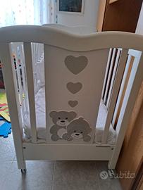 Lettino Foppapedretti con materasso e cuscino