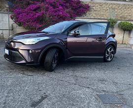 Toyota CHR hybrid 2.0 184cv