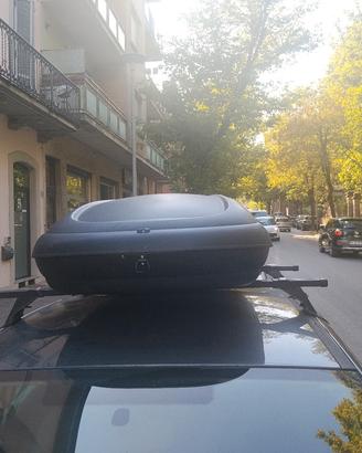 BOX  X AUTO IN BUONE CONDIZIONI 