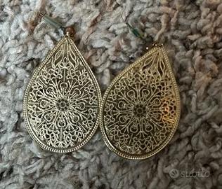 Orecchini da donna dorati