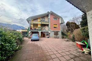 4 LOCALI A VAL DELLA TORRE